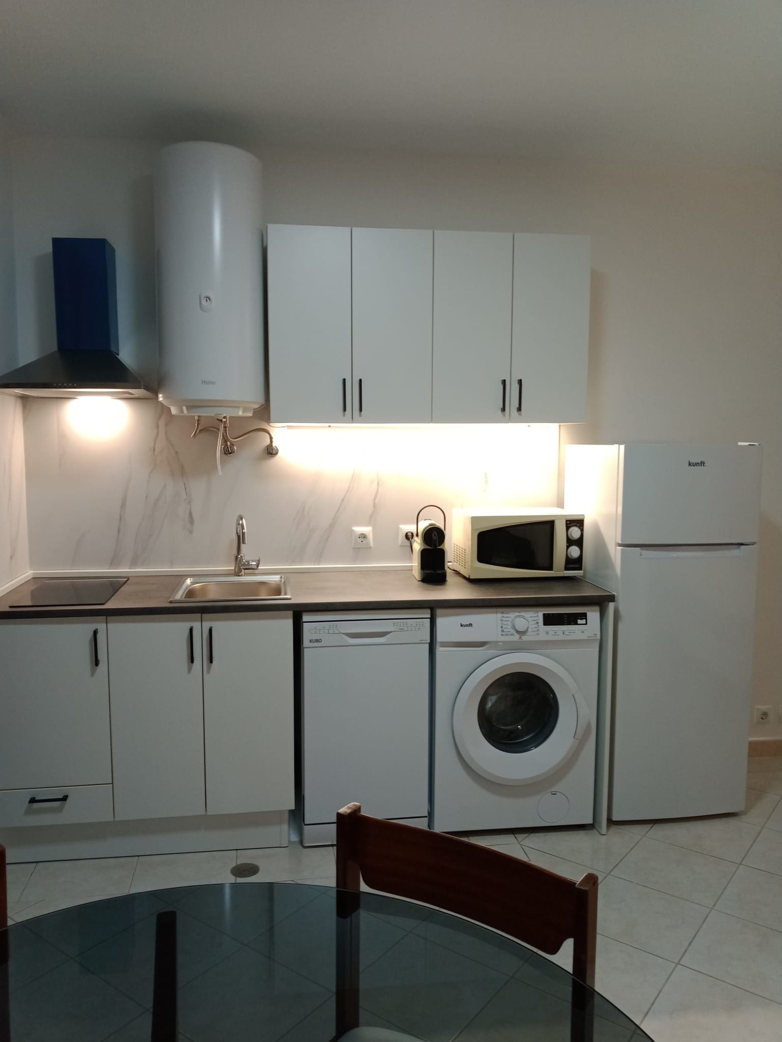 Kitchenette equipada do Apartamento Balaia